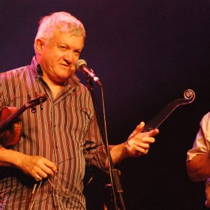 GEORGE WASHiNGMACHINE RECIVES HIS GOLDEN FIDDLE AWARD